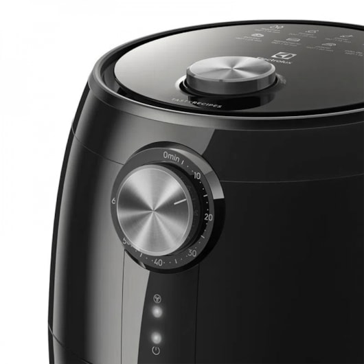 Airfryer Efficient Rita Lobo EAF15 Electrolux 1400W 127V 3,2l - Imagem principal - 4e1b8406-c15c-43a3-9b23-1ff4177be8af