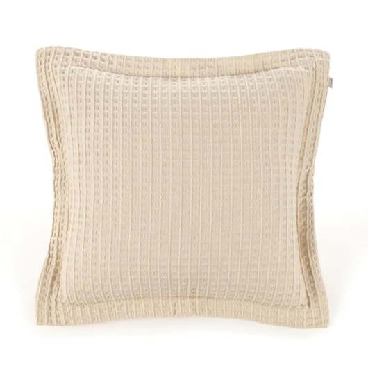 Almofada Denver Areia Karsten 45x45cm - Imagem principal - 90a8a985-af4d-442c-a373-c85bf7baef81