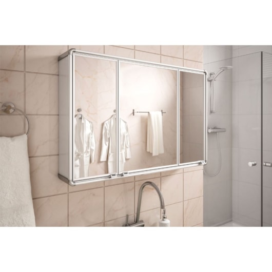 Armário De Plástico Com Perfil De Alumínio 73x45cm Com 3 Portas 14/s Astra - Imagem principal - e85cdf94-9874-42c2-b4bc-efe636601cee