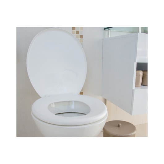 Assento Sanitário De Polietileno Soft Tpj/as Branco Astra - Imagem principal - 7bd88374-80c1-4b66-840e-1acd817d378e