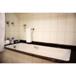 Banheira Acrilbath Individual Topline 155x79x42cm Com Hidromassagem Ouro Fino