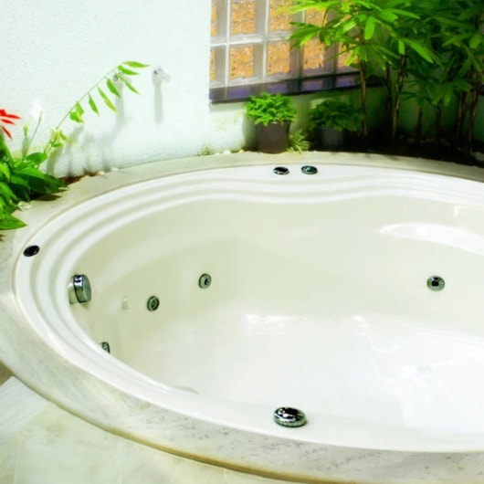 Banheira Acrílica Com Hidromassagem Gold Line Redonda Ouro Fino 1,50X0,43M 09.0608 - Imagem principal - 19df71f8-268b-46bc-9edd-b40288d4e403