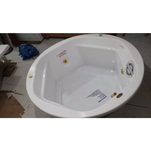 Banheira Acrilluna Individual Topline 160x50cm Com Hidromassagem Ouro Fino - Imagem principal - f6a93bf7-a8ff-4e2c-a350-b823f09e8747