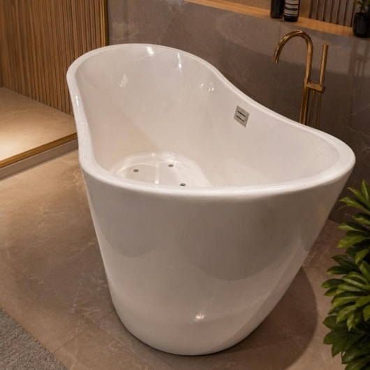 Banheira De Imersão Com Blower Mavie 160 Branco Ouro Fino - Imagem principal - 36796fef-cf04-4ec1-903a-d70ea22f7c4a