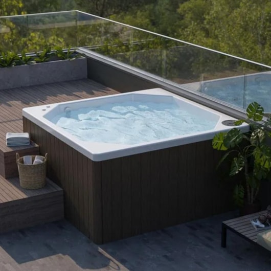 Banheira Spa Com Hidromassagem Madrid Astra - Imagem principal - ea3ac4cc-5d9a-4e32-97b0-0469d40e4993
