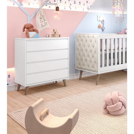 Cômoda Lorena 4 Gavetas Branco Fosco Carolina Baby - Imagem principal - 2ea97a24-699e-478c-9c0d-405e9453fc8b