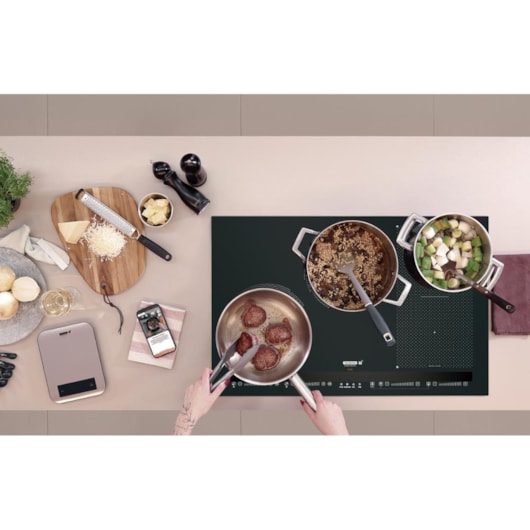 Cooktop De Embutir Por Indução Guru Black Tramontina - Imagem principal - 9c4f60c4-42eb-4e58-aab1-59d3b79f8386