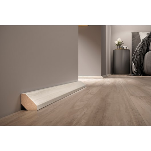 Cordão Eucafloor Para Pisos Laminados Cor 16 20x2400mm - Imagem principal - 10b29b8f-93db-45d5-81f8-0c8df972534d