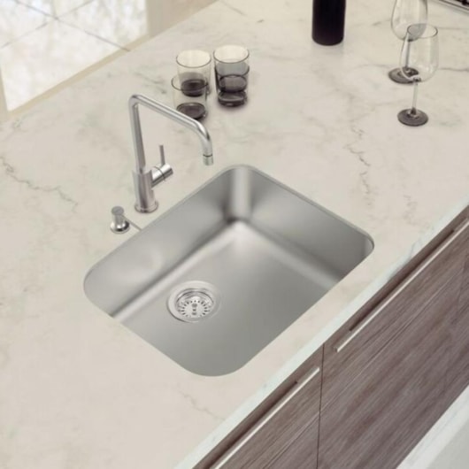 Cuba De Aço Com Válvula 4.1/2  R6 Inox Escovado Tramontina 50x40cm - Imagem principal - d66556be-1c88-44c7-b40c-16f9a06bd3ee