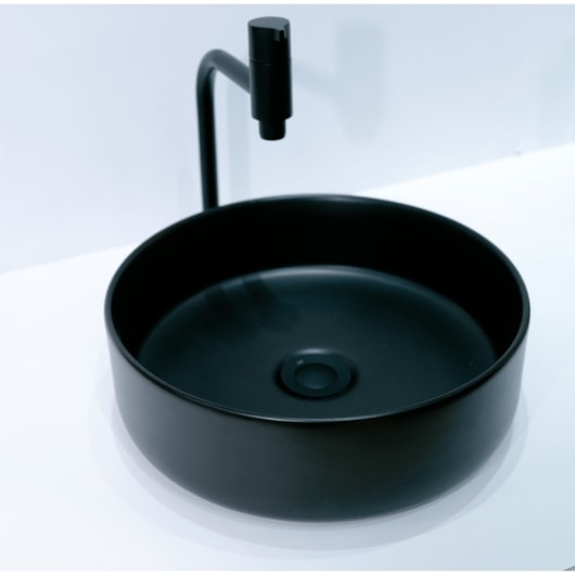 Cuba De Apoio Redonda Solo Preto Fosco Japi - Imagem principal - d35c505c-eee5-4cfa-a13a-a34bc13c6c38