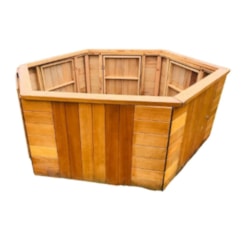 Deck Em Madeira - Spa Flora Sextavada Ouro Fino