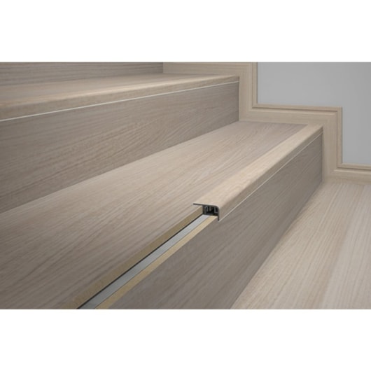 Frontal De Escada Eucafloor Cor 17 40x2100mm - Imagem principal - 9e45a95e-b341-4d9a-a960-905fe0c4473f