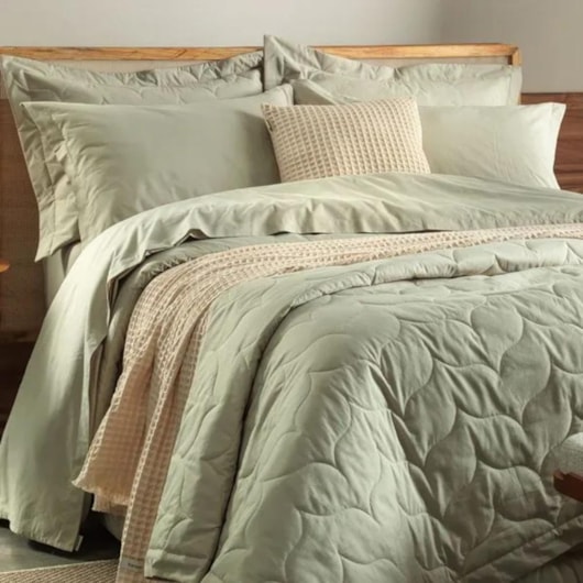 Jogo De Cama Tom Salvia King Verde 200 Fios Karsten 290x250cm - Imagem principal - 405363d9-5704-4c64-8971-219297f55e2c
