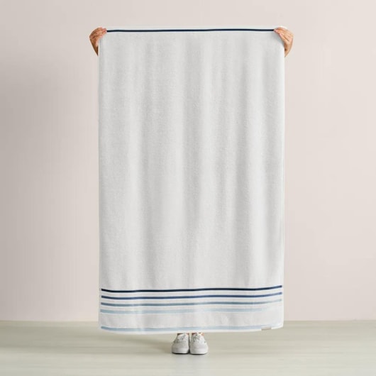 Jogo De Toalha De Banho Com 5 Peças Lumina Branco Com Azul Karsten 86x150cm - Imagem principal - c9a35710-a362-4b30-8860-5badff00992e