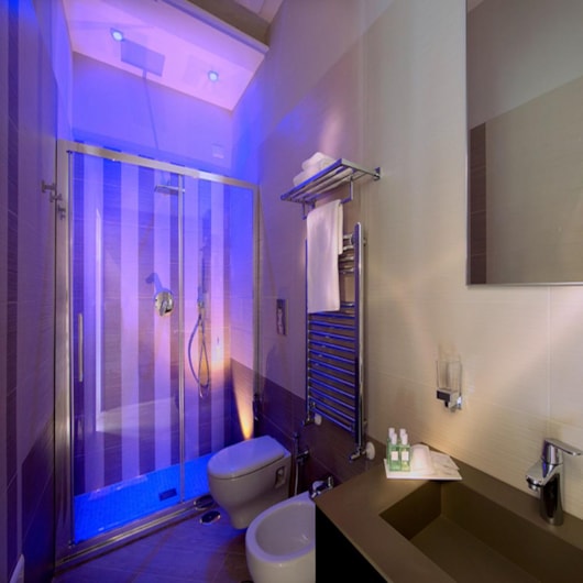 Lâmpada Led Tdl Rgb Ir Taschibra 5W - Imagem principal - d55d6f22-936d-441d-942e-0ef9dee69f72