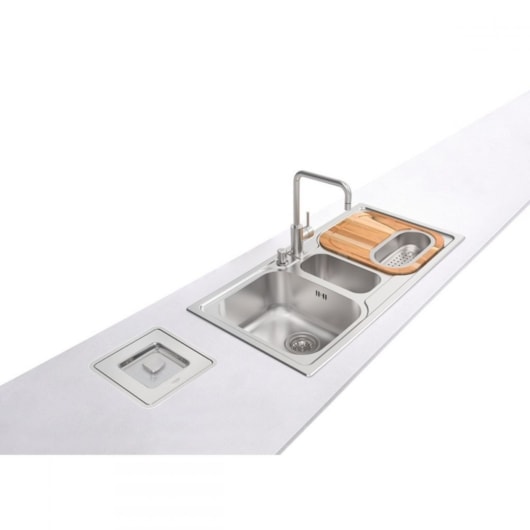 Lixeira De Embutir Em Inox Clean Square 5l Com Balde Plástico Tramontina - Imagem principal - 1f63db35-a6a3-4158-b081-1acafb2b8774