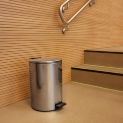 Lixeira Em Aço Inox Com Pedal Balde Interno Loop Polido Tramontina 12L