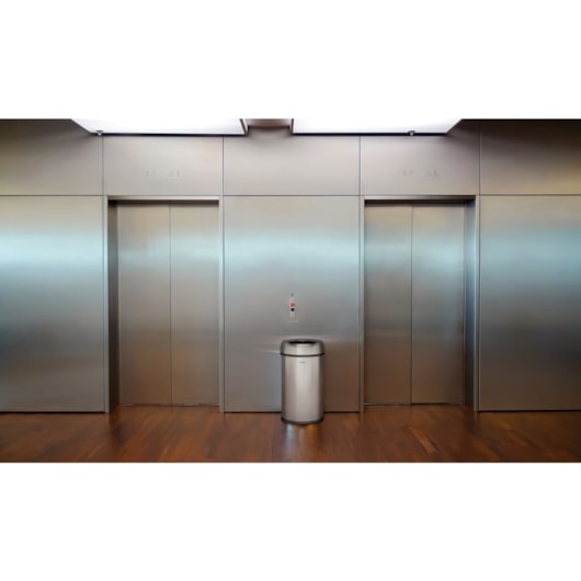 Lixeira Friuli em Aço Inox com Acabamento Escovado 65 L sem Tampa Tramontina - Imagem principal - 118e81a2-018c-40a4-a5e1-60e87c541fe8
