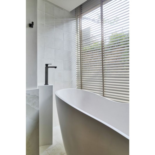 Loes Torneira Para Lavatório De Mesa Unic Bica Alta Black Matte Deca - Imagem principal - 50bb3537-4be9-4917-8b3a-5e7ae1d2430e