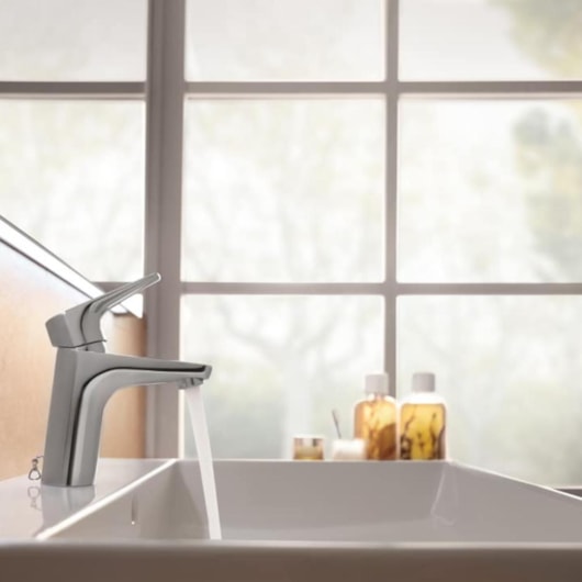 Misturador Monocomando de Mesa Para Lavatório Bica Média Atlas Cromado Roca - Imagem principal - 55e30595-d20c-49e6-9e88-8cf1275d47ed