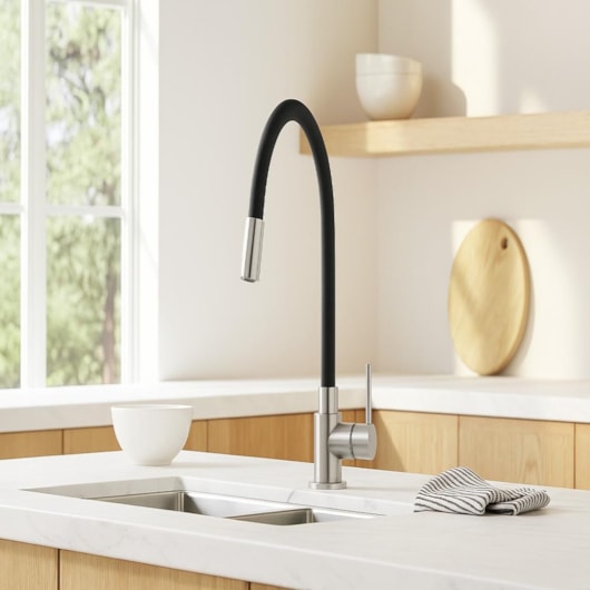 Misturador Monocomando Para Cozinha Bica Giratória Aço Escovado Drop - Imagem principal - 2ea91070-0b84-4a86-a83e-1c63df5ce0d2