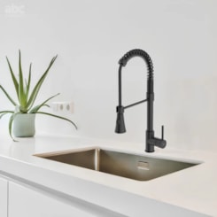 Misturador Monocomando Para Cozinha De Mesa Gourmet Bica Móvel Preto Matte Celite