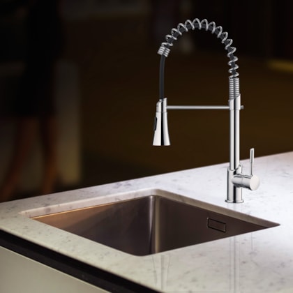 Misturador Monocomando Para Cozinha De Mesa Gourmet Loren Kitchen Com Ducha  Cromado Lorenzetti