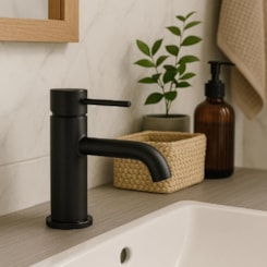 Misturador Monocomando Para Lavatório Bica Baixa Black Matte Drop
