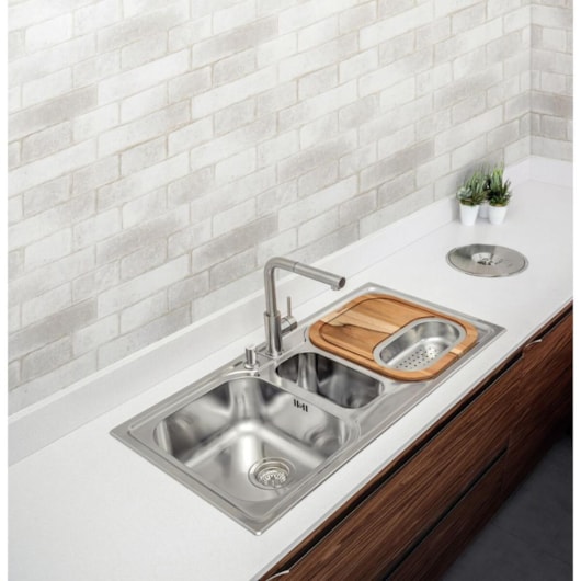 Monocomando Design Collection Tower Side Em Aço Inox Com Acabamento Acetinado Tramontina - Imagem principal - f1f3b43b-3cac-497f-964a-9365c4cdf7bf