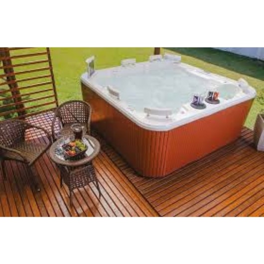 Ofurô De Acrílico 10 Pessoas Sirena 5 Gran Luxo 221x221cm Astra - Imagem principal - 825f5fcf-161d-4bfc-b5bc-2ef95a15bbc9