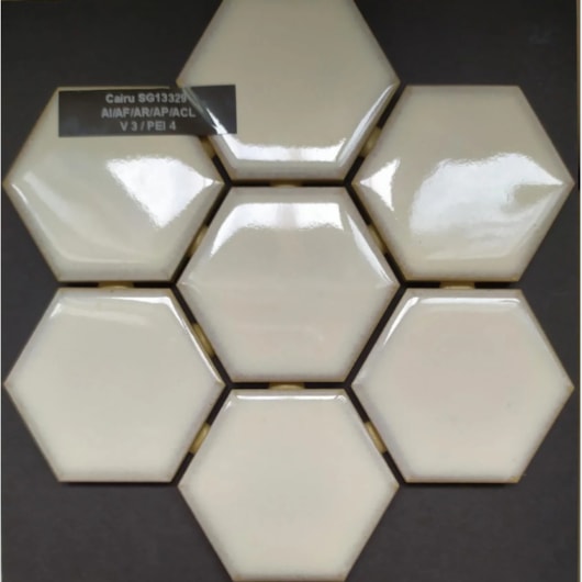 Pastilha De Porcelana Hexagonal Cairu Atlas - Imagem principal - 88837ade-afaa-460e-934d-52389b743c9f
