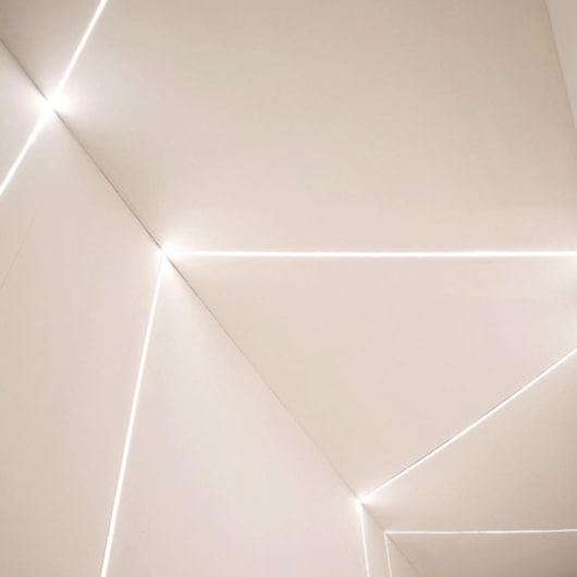 Perfil Apex Embutir 35x28cm Branco Taschibra - Imagem principal - dbd5674e-452e-42ee-ac9f-f1837892c581