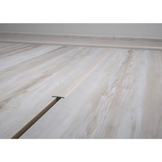 Perfil T Eucafloor Tecno Cor 16 3,7x180cm - Imagem principal - c62f180e-c3f9-4ca9-95f9-c642b2e4e048