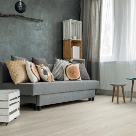 Piso Vinilico Tarkett Injoy Liso Lavanda 2mm 123x20,85cm LVT - Imagem principal - 38d0f399-deef-4087-b987-0306c08dbf1a