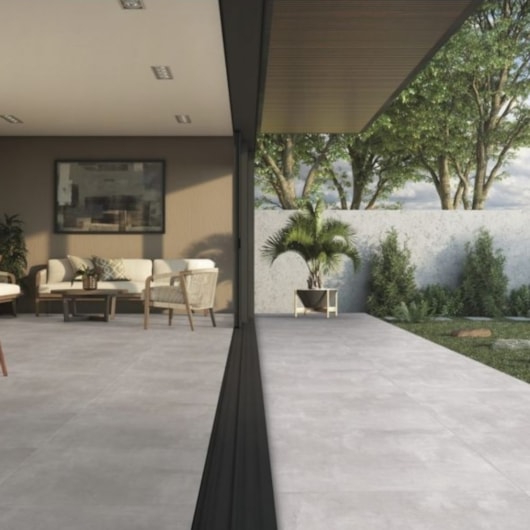 Porcelanato Embramaco Soft Concret Out 83037 Cinza Externo 83x83cm Retificado  - Imagem principal - ae15dc5e-ca55-496e-a50e-615983d550d3