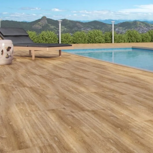 Porcelanato Incesa Ipê Outside Madeira Externo 26x106cm Retificado  - Imagem principal - 9f387168-8701-48b2-97c5-ca06f59abd80