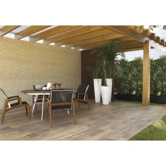 Porcelanato Portobello Ibirapuera Mix Externo Madeira 20x120cm Retificado  - Imagem principal - 966606dd-db92-4a8c-aac9-9afb86acf54a