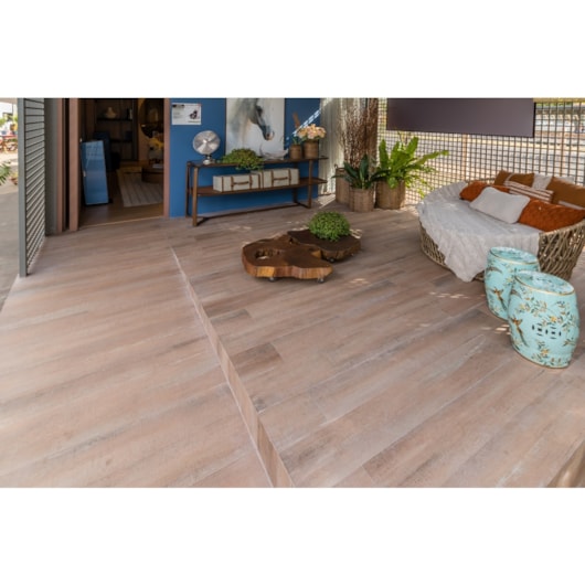 Porcelanato Retificado Alameda Externo A Villagres 20x141,5 cm - Imagem principal - 8a93c6d2-4640-466a-b452-99b126b9451f
