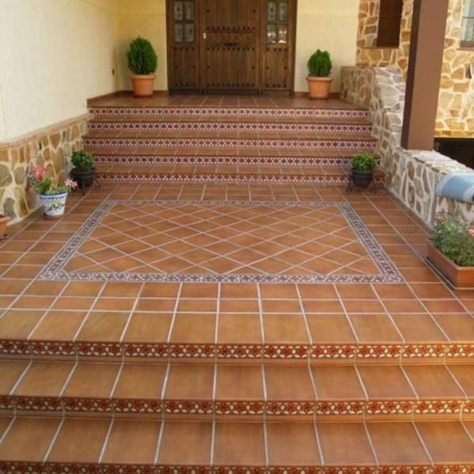 Revestimento Eurogres Lajota Terracota Lisa 24x24cm - Imagem principal - 20f2acd9-9cc5-46a7-a0f0-2b6dabc76c7b