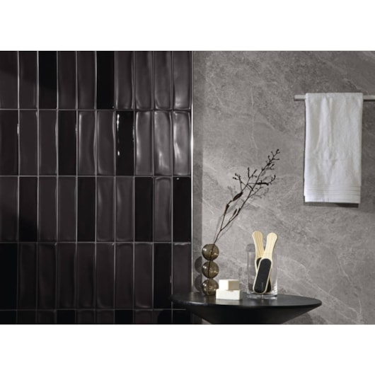 Revestimento Portobello Vivant Noir Brilhante 07x24cm Bold - Imagem principal - a54818d1-2f5e-4aca-a3df-a9b4e778f3dc