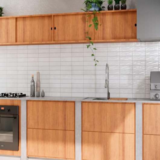 Revestimento Strufaldi Bianche 6x24cm Bold - Imagem principal - 1d4b74f9-c97b-4106-a94a-c274b9cacead