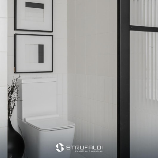 Revestimento Strufaldi White Brilhante 6x24cm Bold - Imagem principal - cfc1a39b-9185-4daf-ae81-2dc12f9e1454