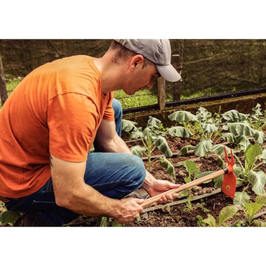 Sacho Duas Pontas Em Aço Com Cabo De Madeira 60cm Tramontina - Imagem principal - 14ffae23-532b-4416-b2c3-d2f1968e7613