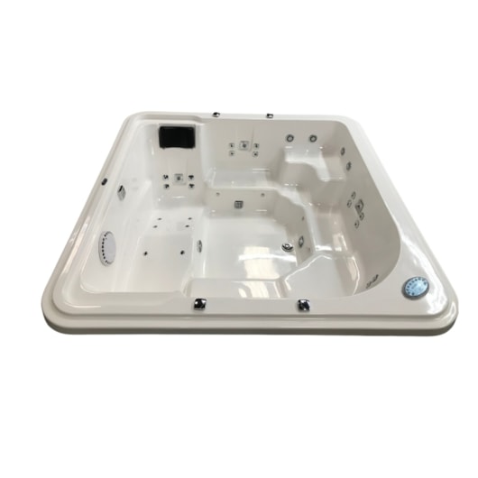 Spa Harmony Premium Ouro Fino 200x200x72cm - Imagem principal - 6bbad219-cd2f-415a-9158-dc8862f1059f
