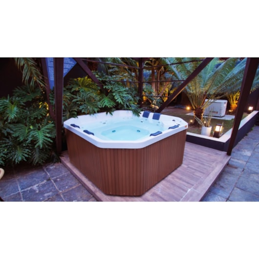 Spa Lodge 60Hz Com Fechamento Lateral Jacuzzi - Imagem principal - 72947b52-d8b6-437e-9c8f-316144770f53