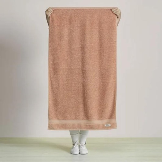 Toalha De Banho Linea Rosa Karsten 70x135cm - Imagem principal - 71a48cf6-77f3-42e1-960e-f52fc479ddcd