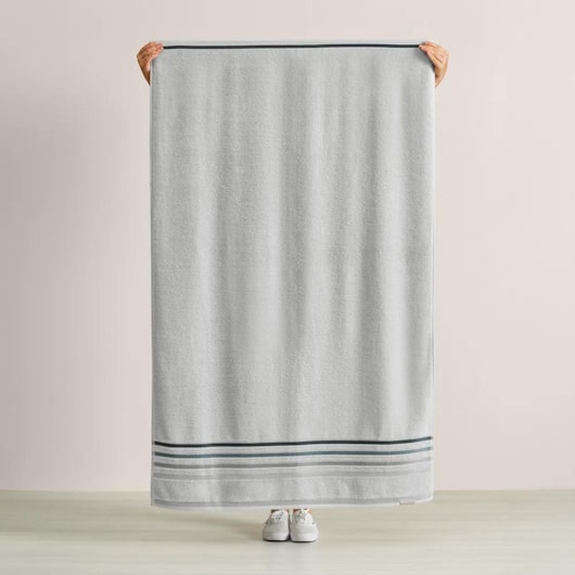 Toalha De Banho Lumina Mineral Com Cinza Karsten 86x150cm - Imagem principal - 1b0e00e7-4bb3-4088-8f81-479a1a000591