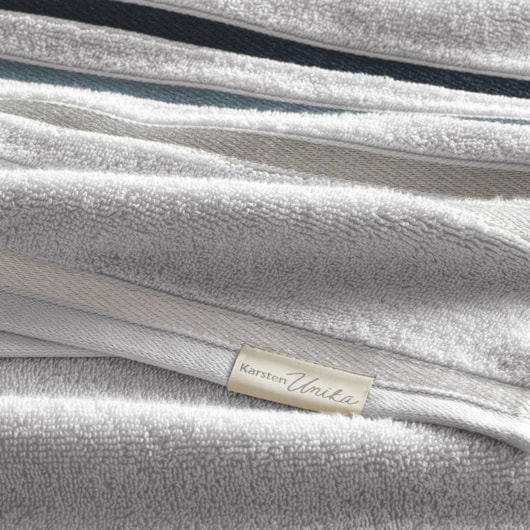 Toalha De Banho Lumina Mineral Com Cinza Karsten 86x150cm - Imagem principal - d04a769b-b486-4e6a-aec4-41c8629fff6d