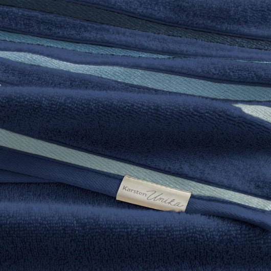 Toalha De Banho Lumina Naútico Com Azul Karsten 86x150cm - Imagem principal - fb4ee0a2-819f-4333-8c69-d495211705ee
