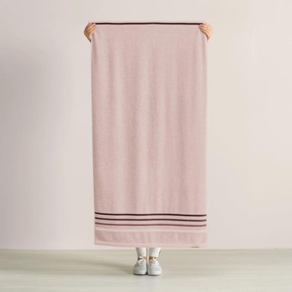 Toalha De Banho Lumina Soft Rose Com Rosa Karsten 70x140cm
